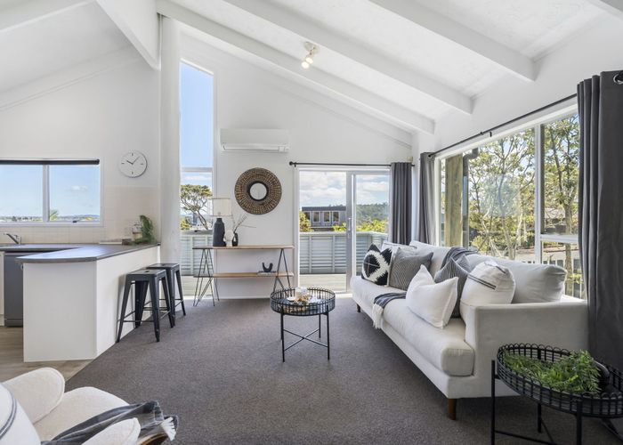  at 1/6 Oruamo Place, Beach Haven, North Shore City, Auckland