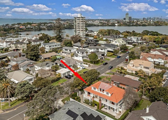  at 102A Kitchener Road, Milford, Auckland