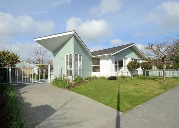  at 50 Glenharrow Avenue, Avonhead, Christchurch City, Canterbury
