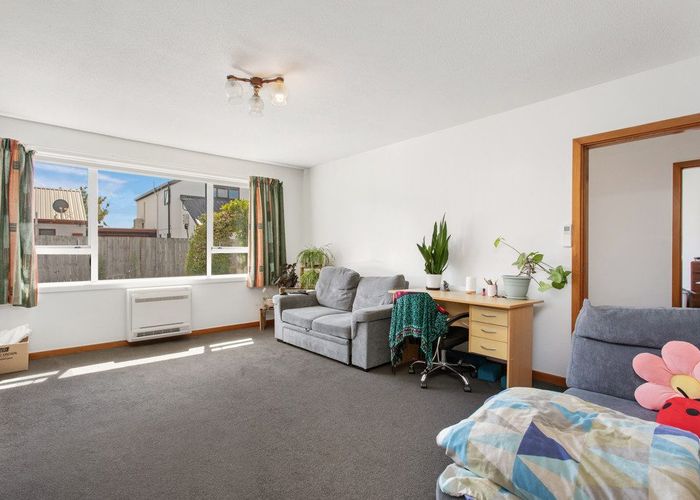  at 2/127 Clarence Street, Riccarton, Christchurch City, Canterbury