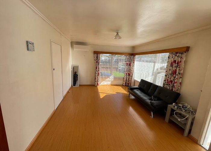  at 3A Chartwell Avenue, Glenfield, North Shore City, Auckland
