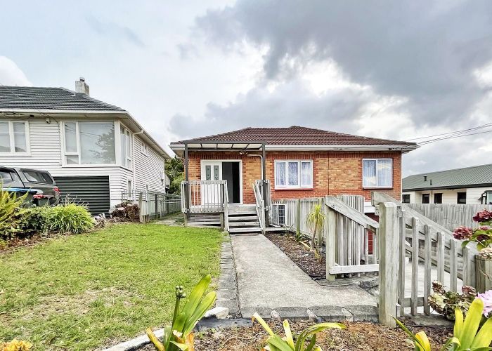  at 3A Herd Road, Hillsborough, Auckland City, Auckland