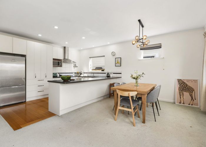  at 10 Moselle Street, Island Bay, Wellington, Wellington