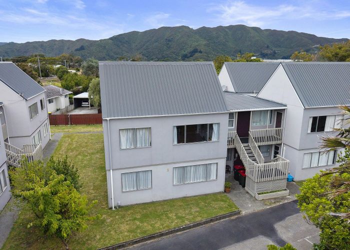  at 71E Randwick Crescent, Moera, Lower Hutt, Wellington