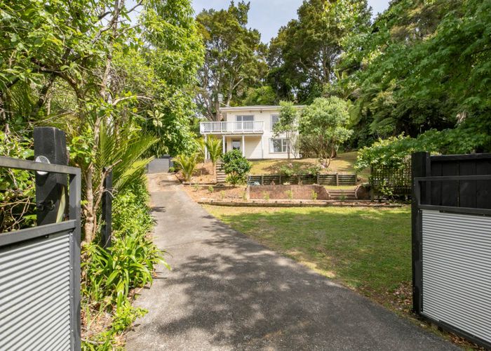  at 53 Laingholm Drive, Laingholm, Auckland