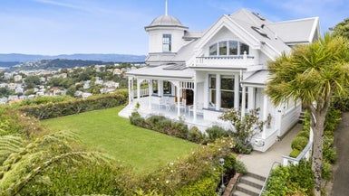  at 25 Fairview Crescent, Kelburn, Wellington