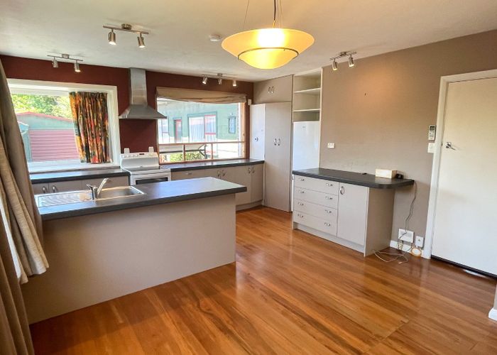 at 2 Shaftesbury Street, Avonhead, Christchurch City, Canterbury