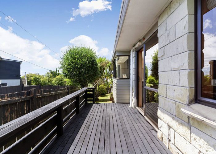  at 2/109 Litten Road, Cockle Bay, Manukau City, Auckland