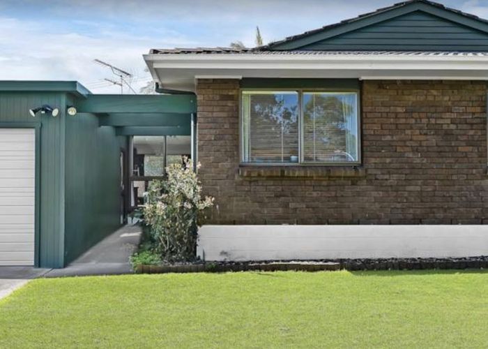  at 17 Jillteresa Crescent, Half Moon Bay, Auckland