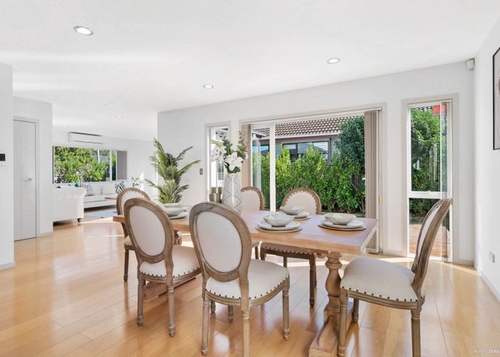  at 148 Nile Road, Milford, Auckland