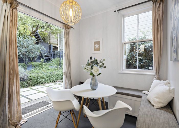  at 397 Karaka Bay Road, Karaka Bays, Wellington