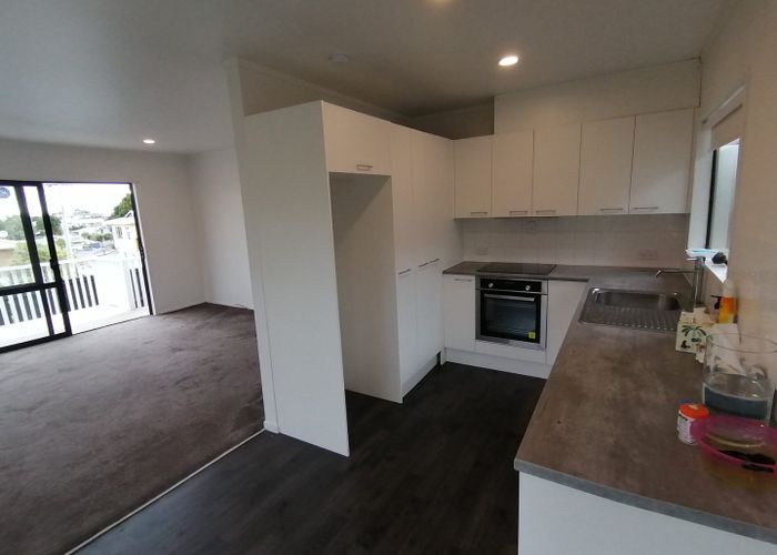  at Lincoln Park Avenue, Massey, Waitakere City, Auckland
