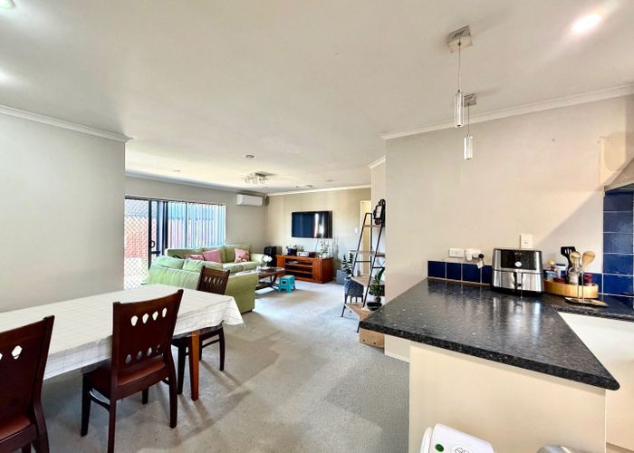  at 30 Nuneaton Drive, Flat Bush, Manukau City, Auckland