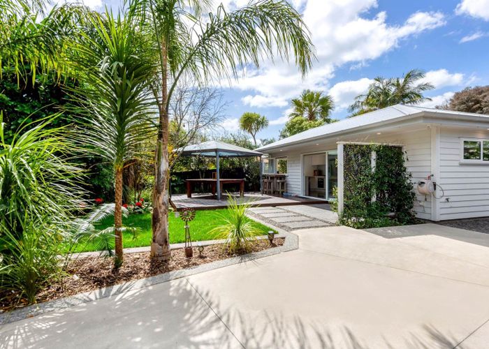  at 4 Julia Way, Beachlands, Manukau City, Auckland