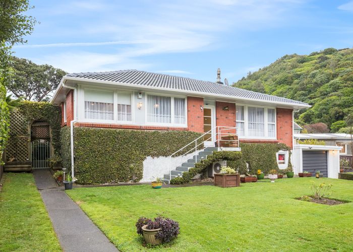  at 87 Rangituhi Crescent, Takapuwahia, Porirua