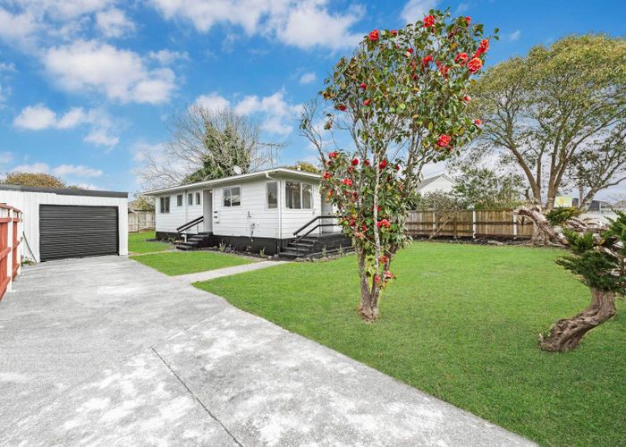  at 2/12 Evelyn Street, Papatoetoe, Manukau City, Auckland