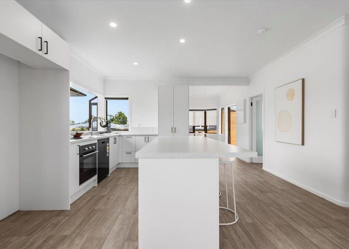  at 18  Walmsley  Street, Kihikihi, Waipa, Waikato