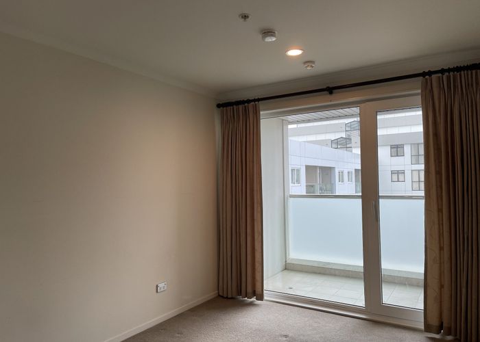 at 220/26 Remuera Road, Newmarket, Auckland