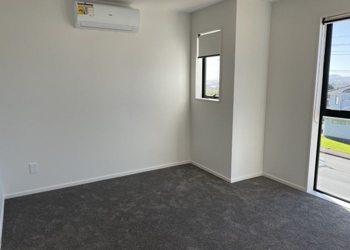  at 4D Hepburn Road, Glendene, Waitakere City, Auckland