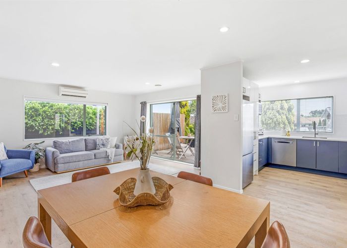  at 678B Te Atatu Road, Te Atatu Peninsula, Waitakere City, Auckland