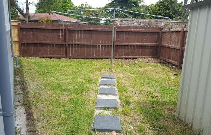  at 9 Norval Street, Henderson, Waitakere City, Auckland