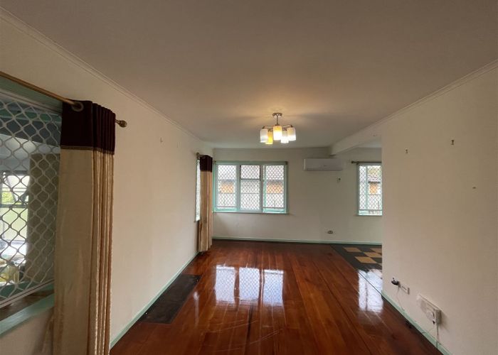  at 77 Ash Street, Avondale, Auckland