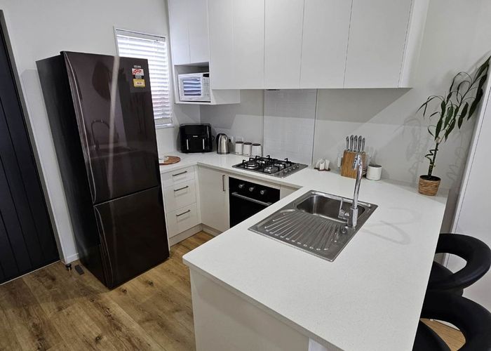  at 4 Creekside Way, Flat Bush, Manukau City, Auckland