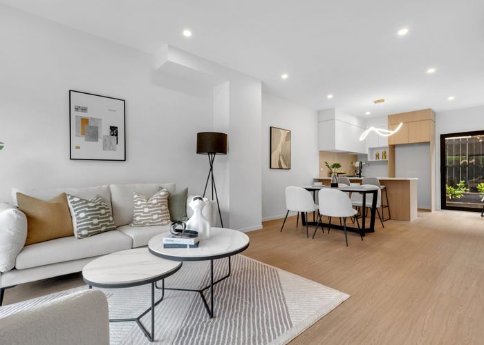  at 101B & D Gossamer Drive, Pakuranga Heights, Manukau City, Auckland