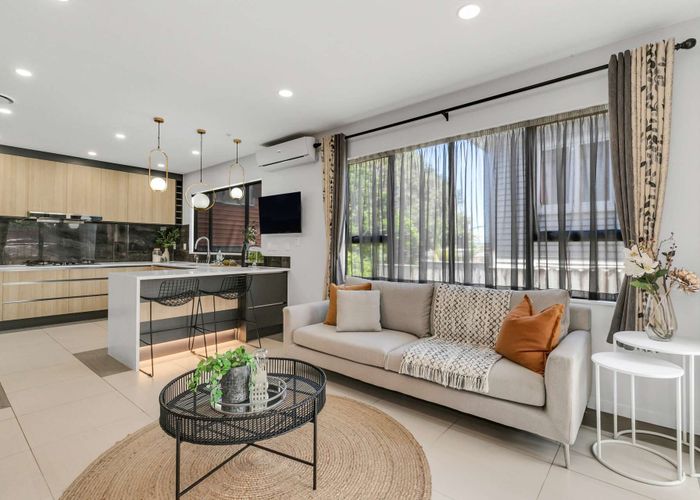 For rent 64A Smale Street, Point Chevalier, Auckland City, Auckland