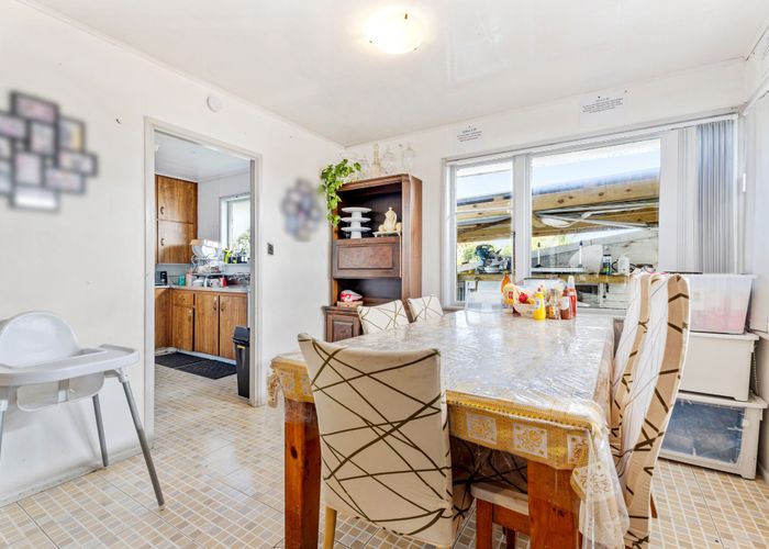  at 8 Emerson Road, Clover Park, Manukau City, Auckland
