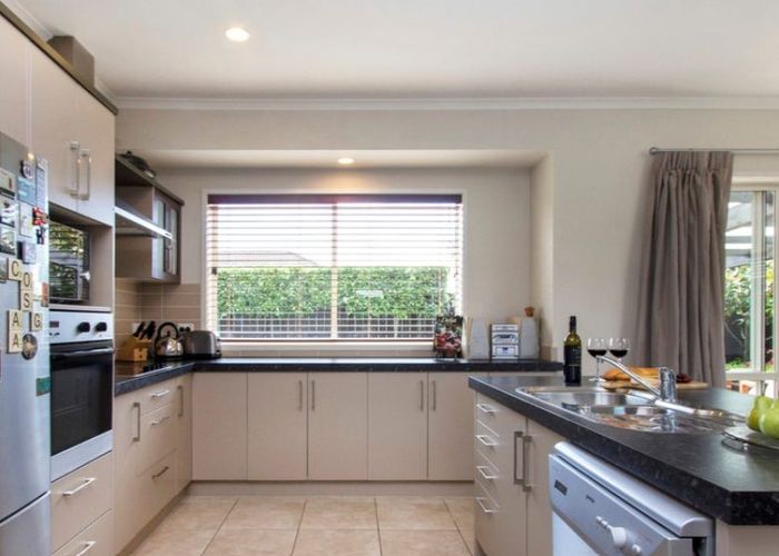  at 7 Elwyn Close, Flat Bush, Manukau City, Auckland