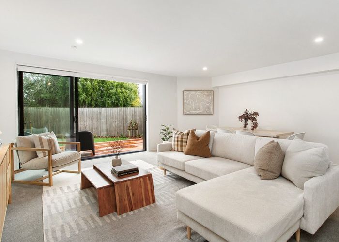  at 2/133 Blighs Road, Strowan, Christchurch City, Canterbury