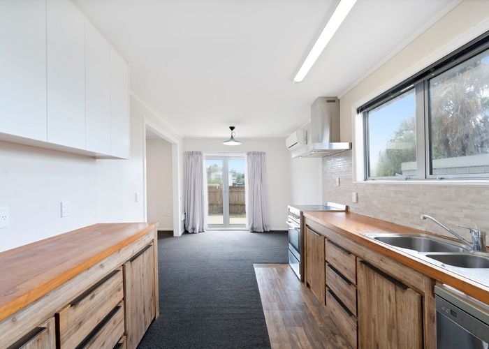  at 129 Riverpark Crescent, Henderson, Waitakere City, Auckland
