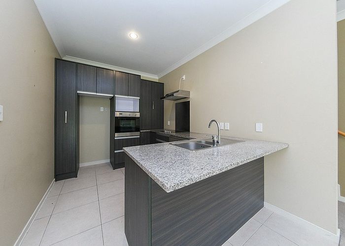  at 10/44 Carlos Drive, Flat Bush, Auckland