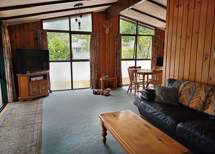  at 45 Edelweiss Grove, Timberlea, Upper Hutt
