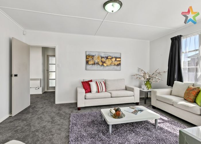  at 9 Rumgay Street, Fairfield, Lower Hutt