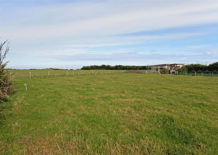  at 305 Tai Road, Ōpunake