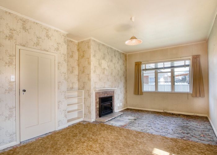  at 129 Savage Crescent, West End, Palmerston North, Manawatu / Whanganui