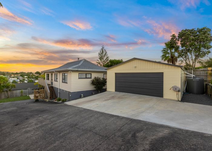  at 52 Solar Road, Glen Eden, Auckland