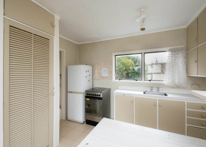  at 4/24 Copley Street, New Lynn, Waitakere City, Auckland