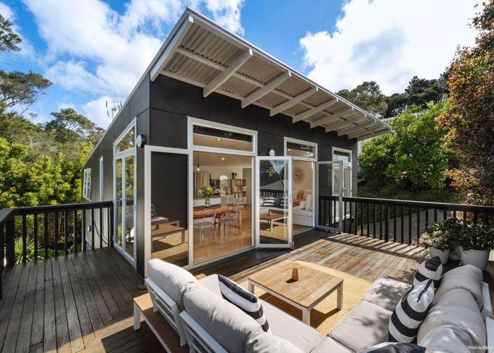  at 206a Old Titirangi Road, Titirangi, Waitakere City, Auckland
