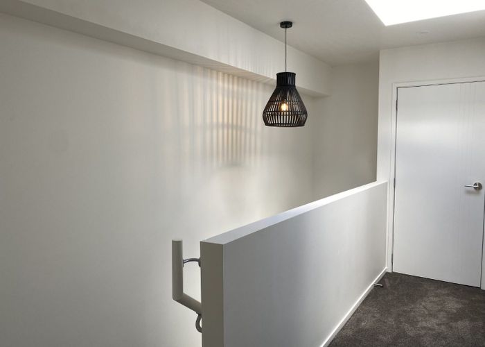  at 94B Swanson Rd, Henderson, Waitakere City, Auckland