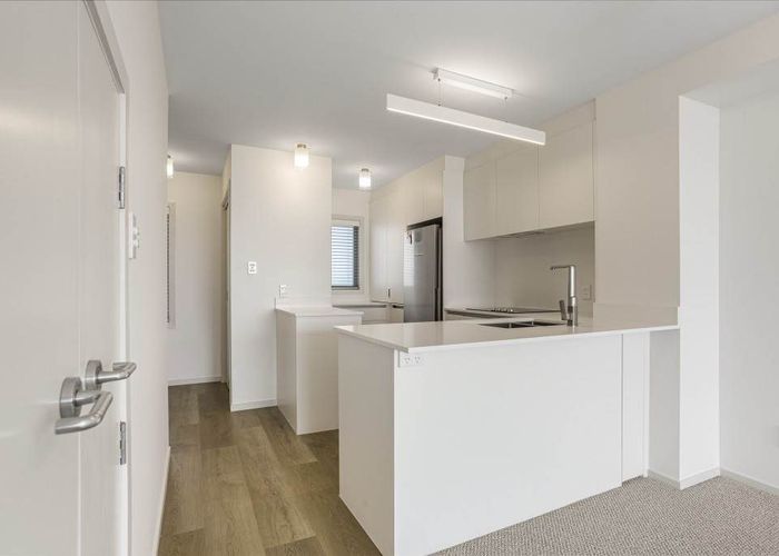  at 11/270 Onewa Road, Birkenhead, North Shore City, Auckland