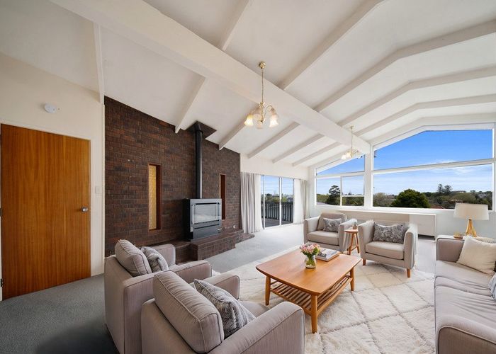  at 5 Bert Wilson Place, Cockle Bay, Auckland