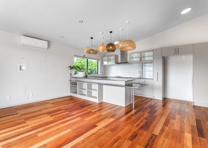  at 71 Kittiwake Drive, Schnapper Rock, North Shore City, Auckland