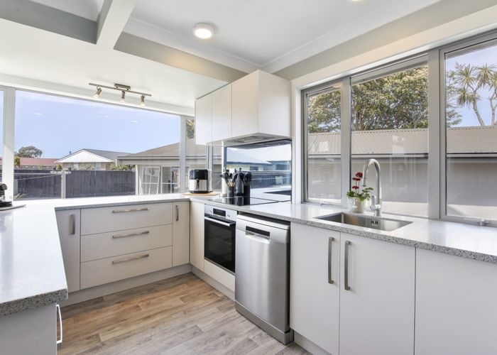  at 24 Cowes Street, Avondale, Christchurch
