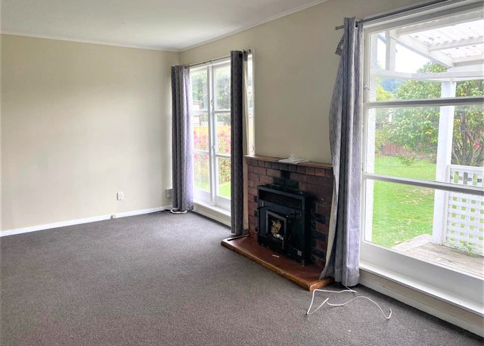  at 27 Shakespeare Avenue, Trentham, Upper Hutt, Wellington