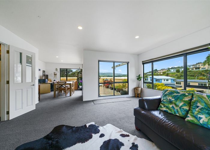 Recently sold 41 Samwell Drive, Whitby, Porirua homes.co.nz