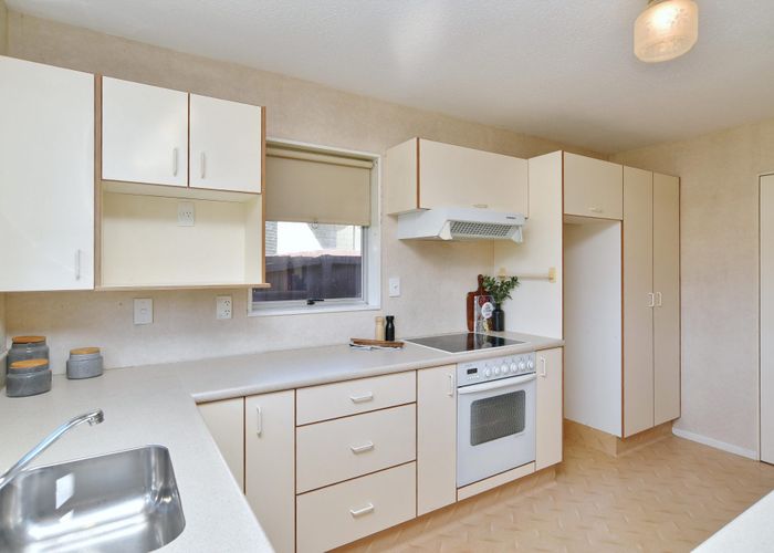  at 36 Highland Place, Avonhead, Christchurch City, Canterbury