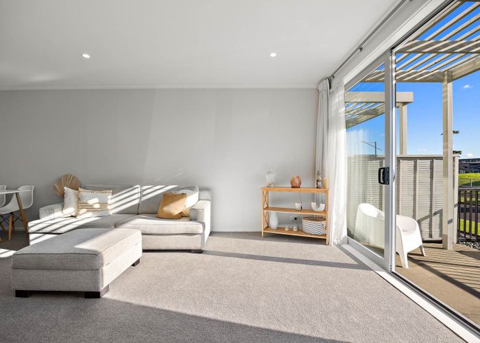  at 10A Vialou Lane, Stonefields, Auckland City, Auckland